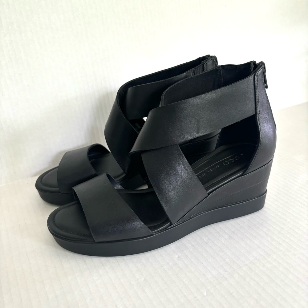 Ecco Elevate Black Leather Platform Wedge Sandal Wide Strap Size‎ 37EU, 6US - Picture 3 of 16